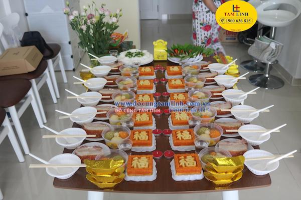 làm lễ cúng đầy tháng cho bé gái