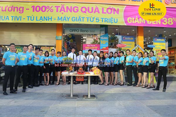khai trương cửa hàng cần làm gì