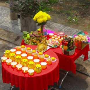 Alternative view of Mâm Cúng Cô Hồn (Gà) CH1K9G