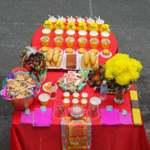 Alternative view of Mâm Cúng Cô Hồn (Heo Quay) CH1K9HQ