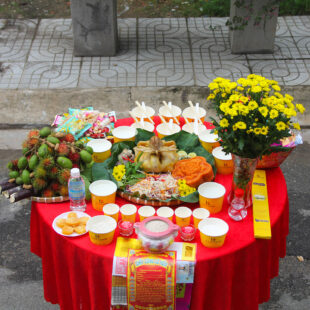 Mâm cúng cô hồn - Nghi thức cúng cô hồn tháng 7 đúng chuẩn