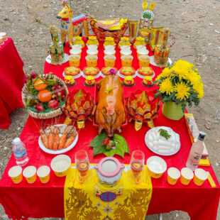 Mâm Cúng Đất Đai Thịnh Soạn 1 DATDAI-TS1