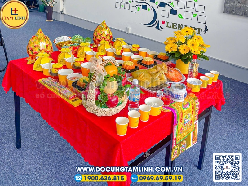 Mâm cúng khai trương công ty thịnh vượng