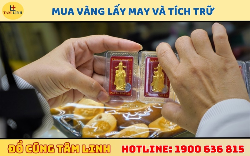 Mua vàng lấy may và tích trữ
