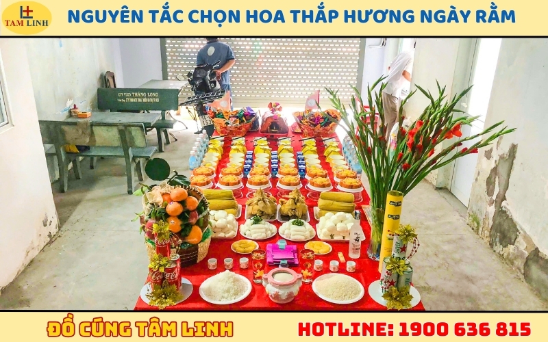 Nguyên tắc vàng khi chọn hoa thắp hương ngày Rằm
